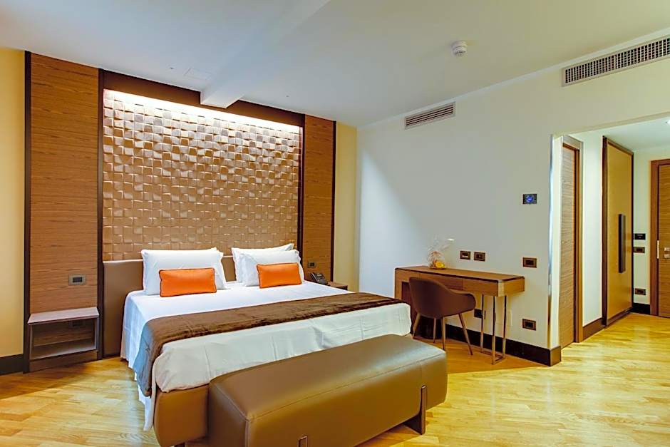 Solo Experience Hotel