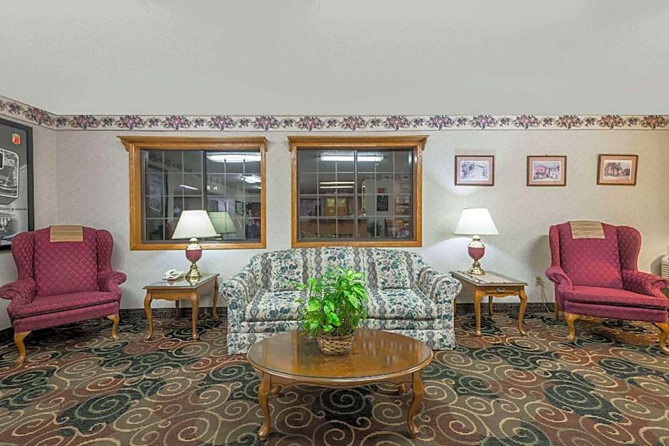 Super 8 by Wyndham Coshocton Roscoe Village