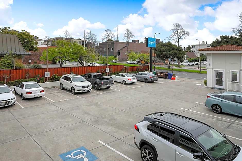 Signature Inn Berkeley