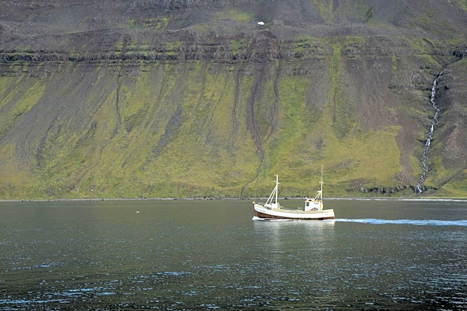 Fisherman Guesthouse Sudureyri