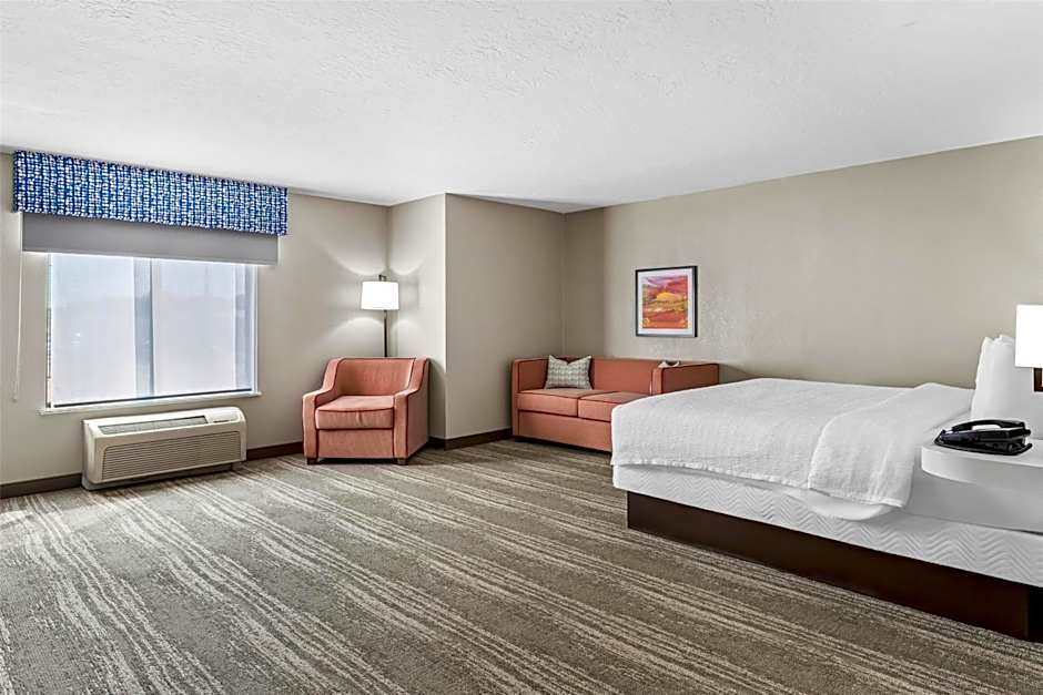 Hampton Inn By Hilton & Suites Farmington