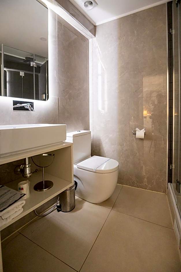 The ICONS Lisbon Central Hotel