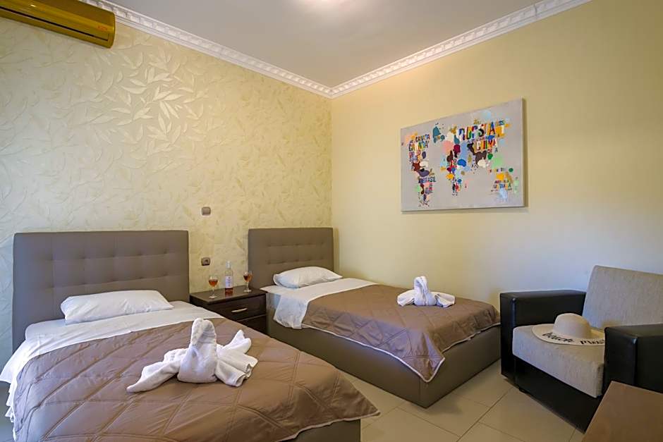 Paradice Hotel Luxury Suites