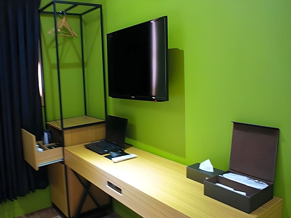 Central Plaza Suwon Hotel