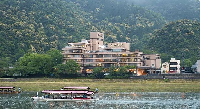 Nagaragawa Spa Hotel Park