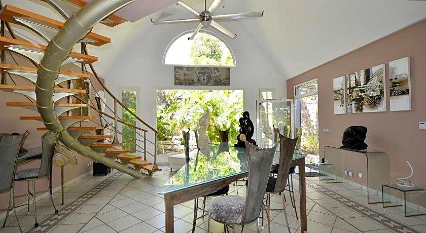 Residence Adam and Eve