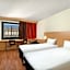 Ibis Budapest Heroes Square Hotel