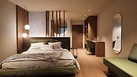 Deluxe Double or Twin Room with Balcony