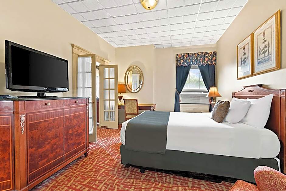Genetti Hotel, SureStay Collection by Best Western