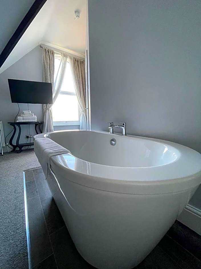 The Whittington & Cat