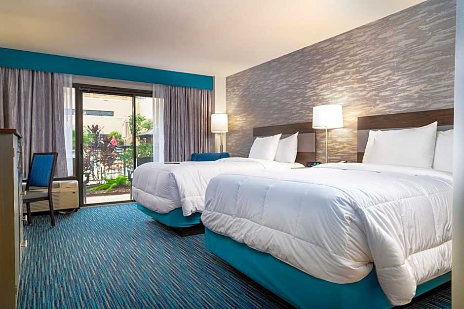 MCM Eleganté Hotel & Conference Center