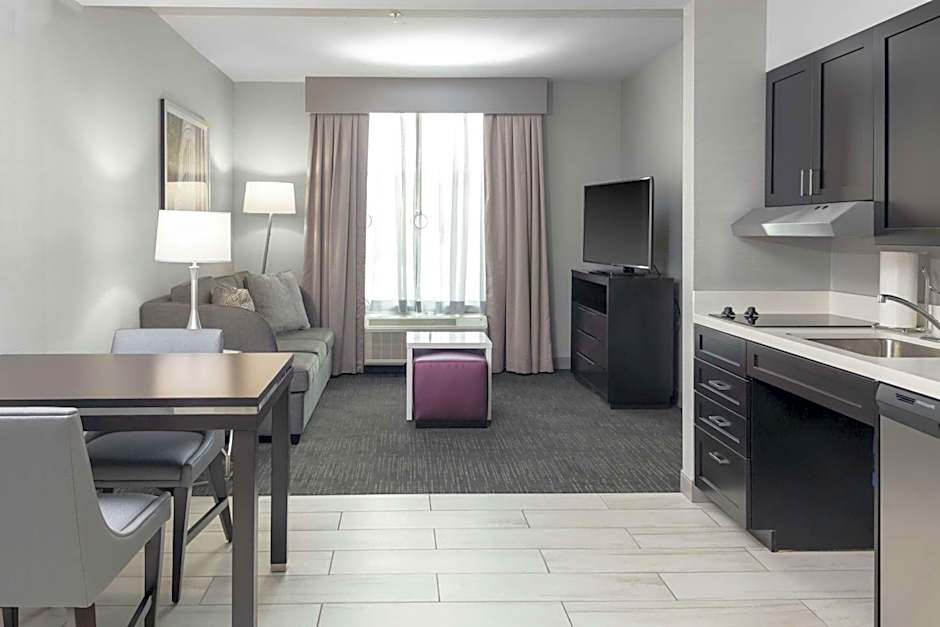 Photo 1 of 4 of 1 Bedroom 1 King Bed Suite