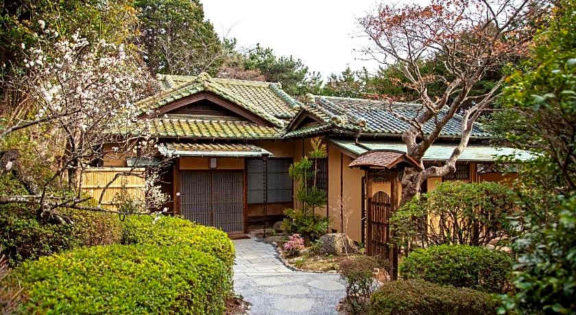 Gamagori Classic Hotel