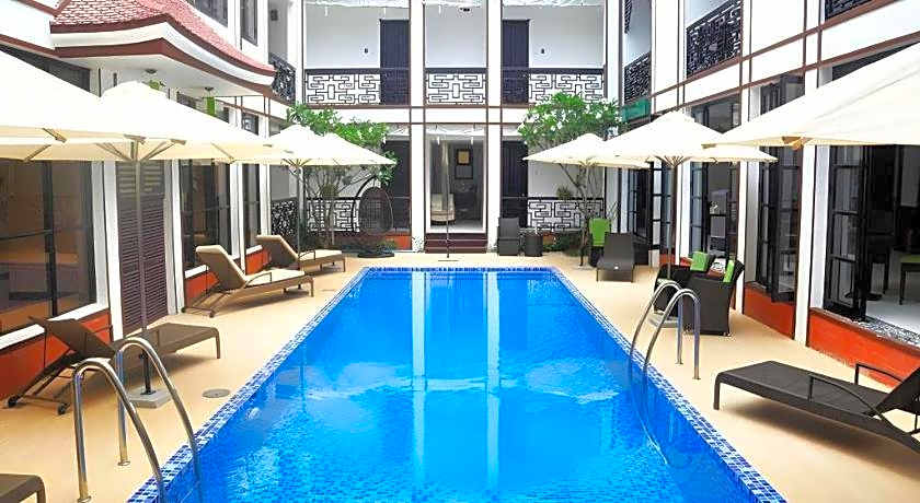 Vinh Hung 2 City Hotel