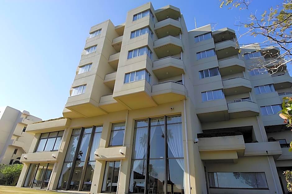 Wisterian Life Club Toba