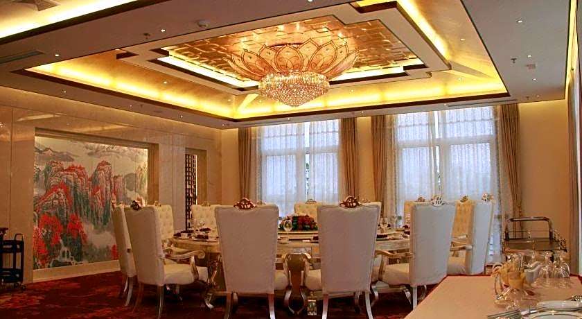 Don Chan Palace Hotel & Convention