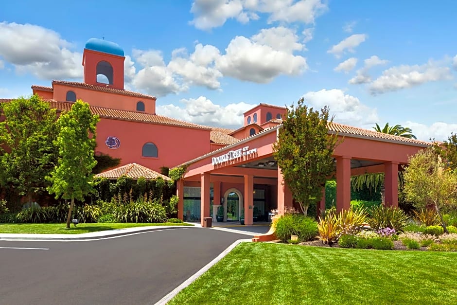 DoubleTree by Hilton Sonoma Wine Country
