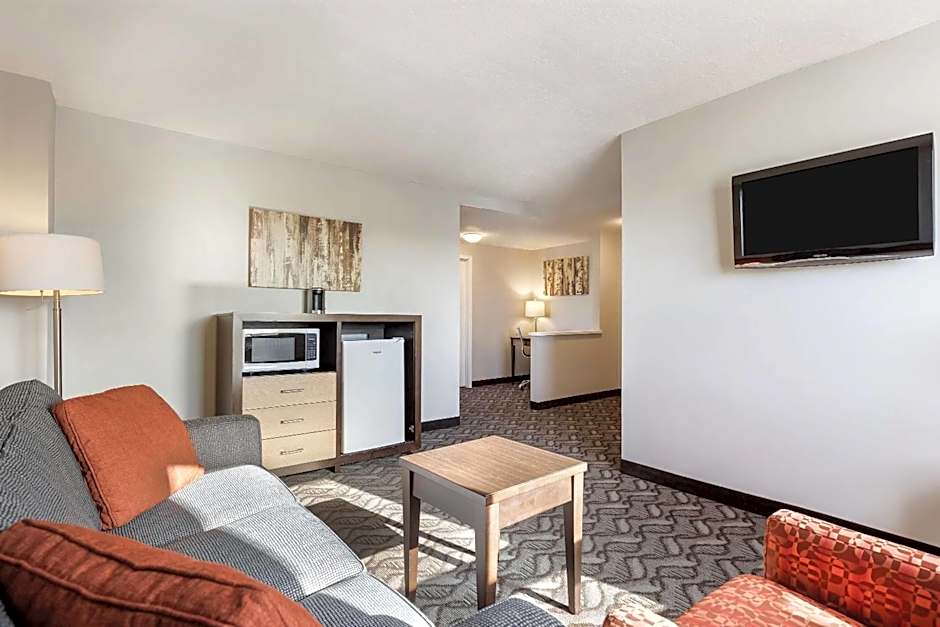 Days Inn by Wyndham Airdrie