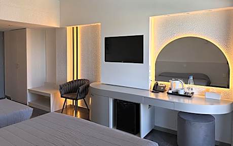 Superior Double Room - Pool View with Balcony