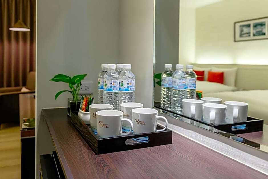 53 Hotel