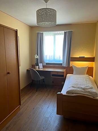 Single Room with Shared Bathroom