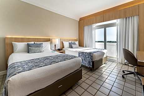 Superior Luxury Room with 2 double beds and partial sea view