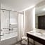 Holiday Inn Boston Logan Airport - Chelsea By IHG