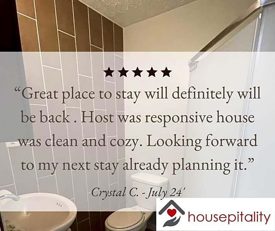 Housepitality - The Restful Studio - Cozy