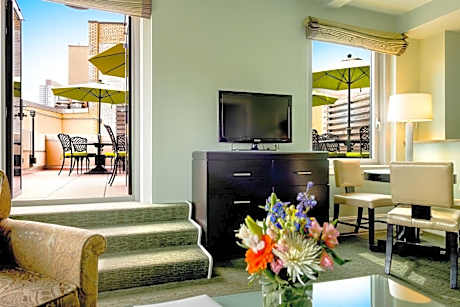 Hotel Beacon