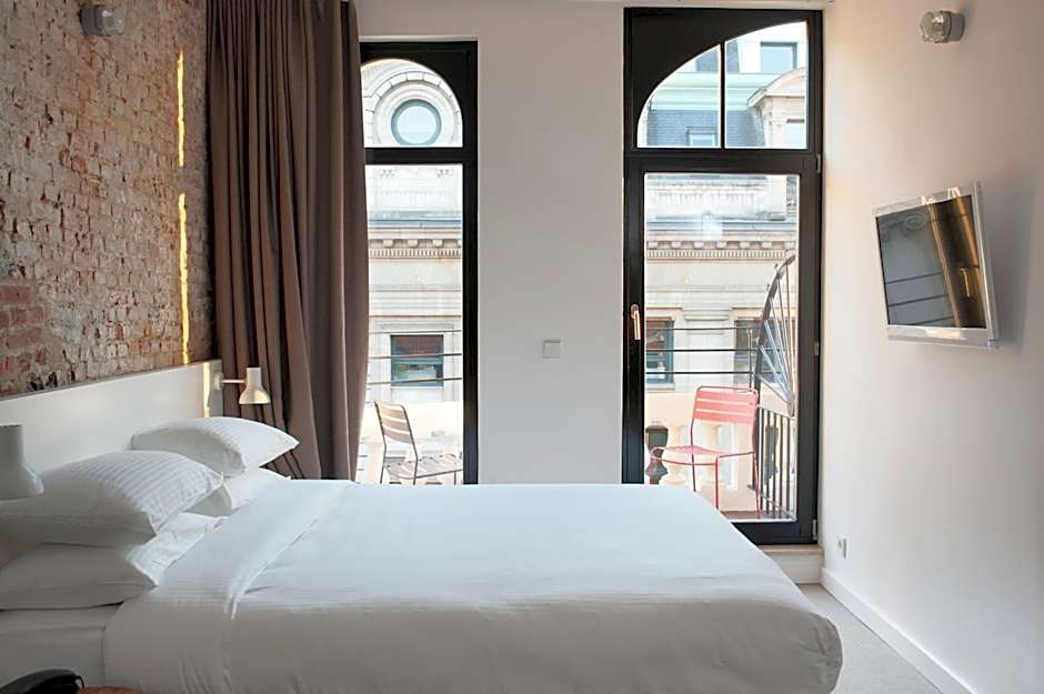 9Hotel Central