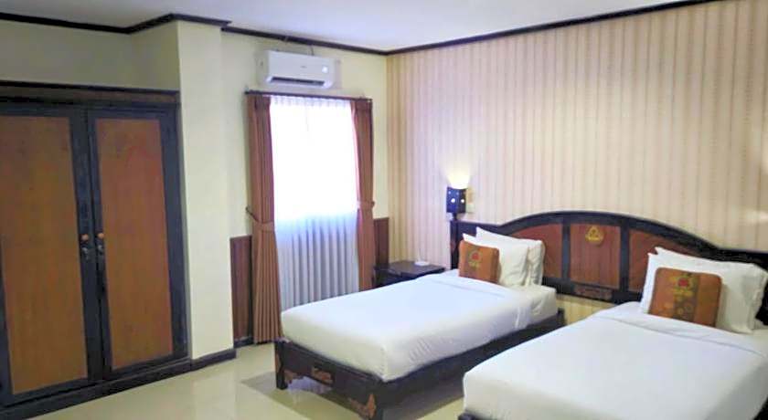 Puri Gopa Hotel