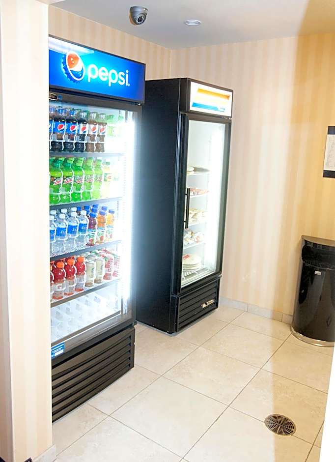 Cobblestone Inn & Suites - Langdon