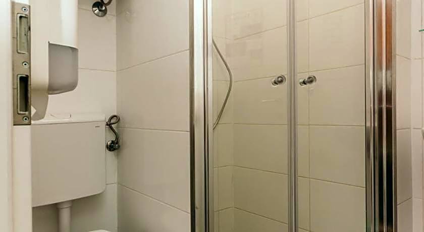 Booze & Snooze Social Hostel