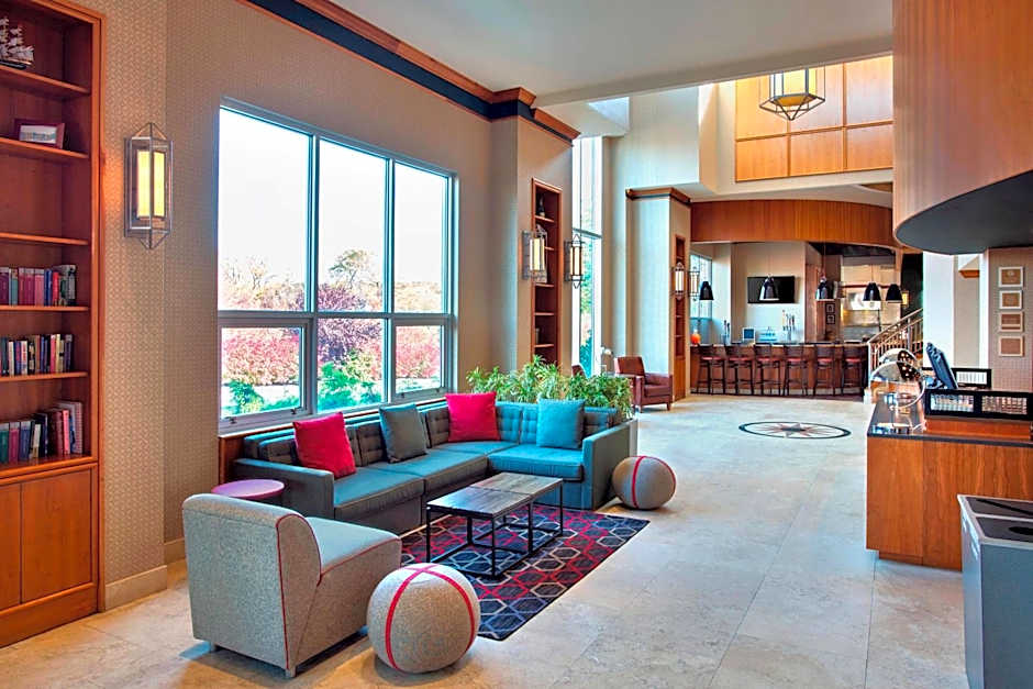 Best Western Premier Plainview-Long Island Hotel