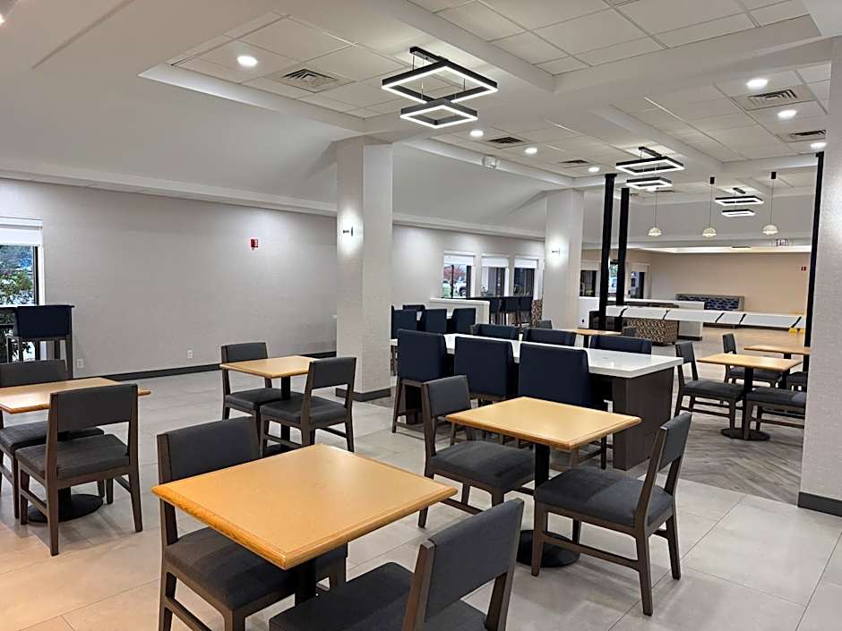 Quality Inn & Suites Baton Rouge West - Port Allen