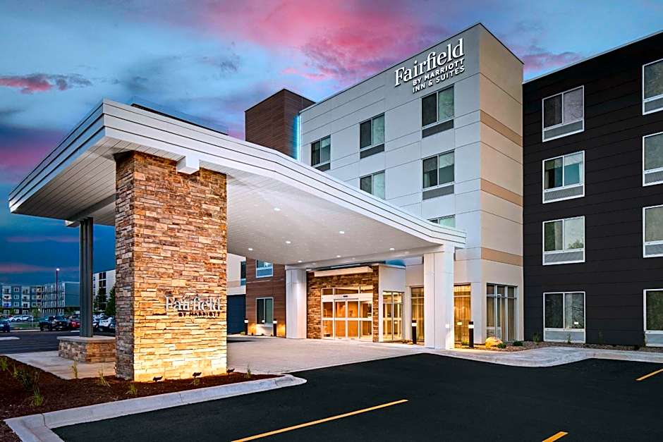 Photo 1 of 31 of Fairfield Inn & Suites by Marriott Duluth
