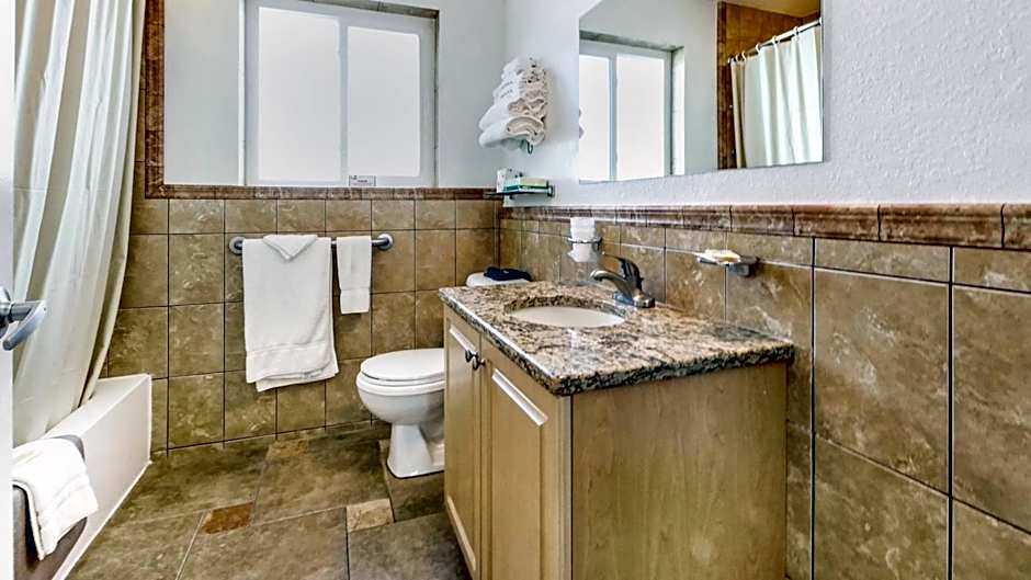 Page Terrace Beachfront Hotel