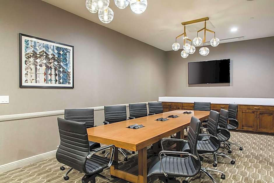 Hilton Chicago/Oak Lawn