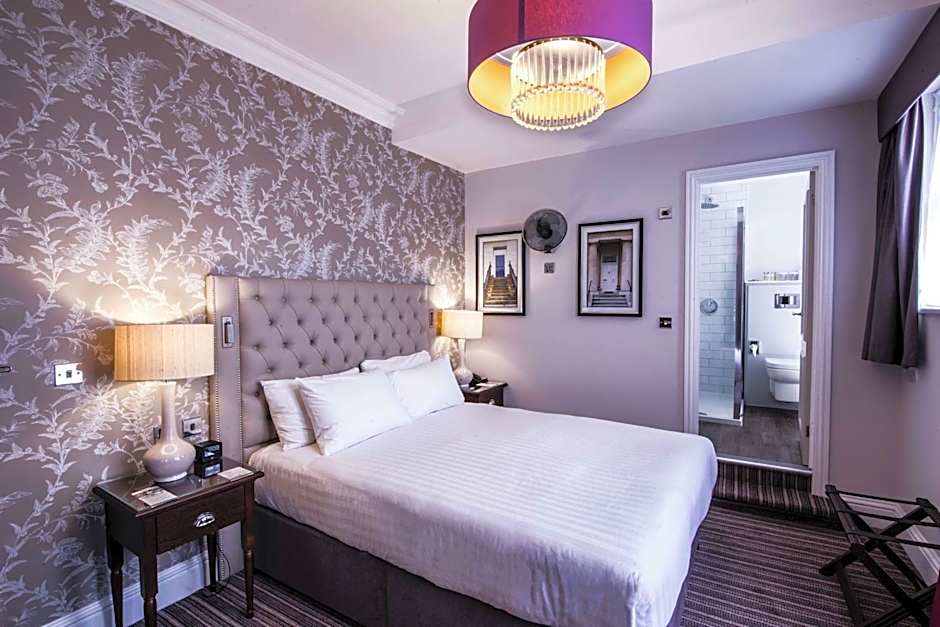 DoubleTree by Hilton Cheltenham