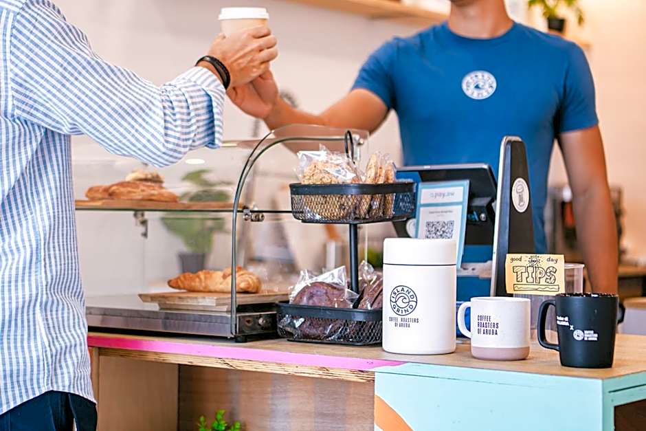 TRYP by Wyndham Aruba Adults Only Hotel