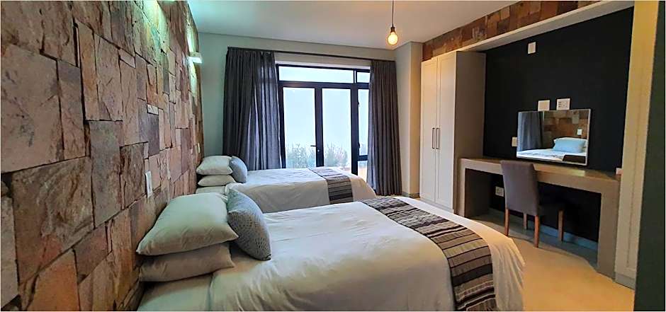 Highland Gate House 1023