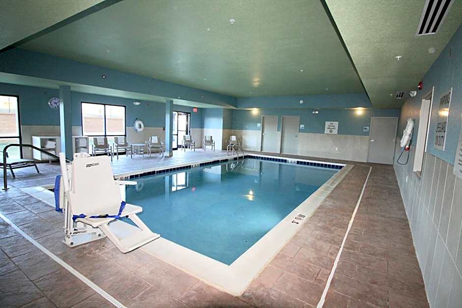 Holiday Inn Express & Suites - Kirksville - University Area By IHG