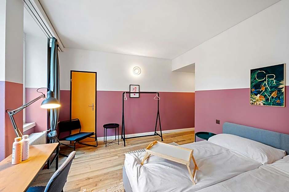 Becozy Self Check-in Pop-Up Hotel Basel