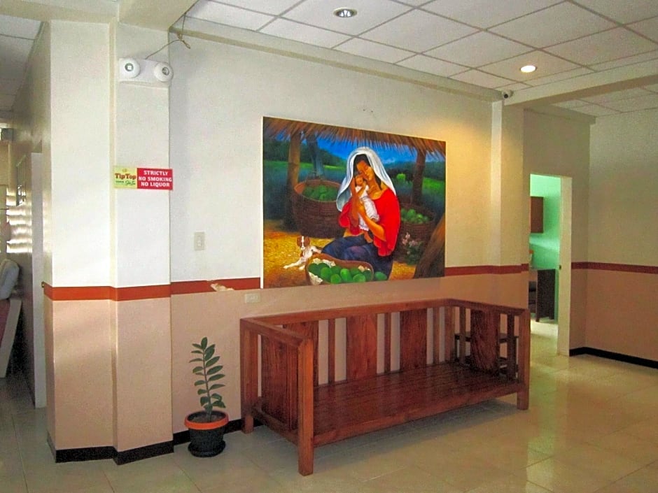 Tiptop Tower Suite Inn