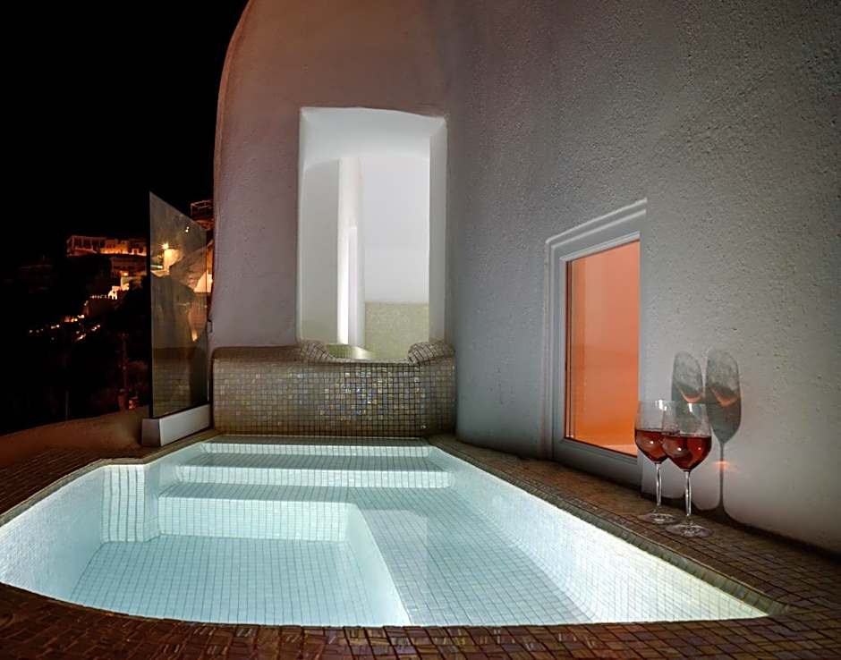 Nefeles Luxury Suites