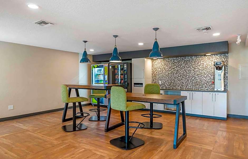 Extended Stay America Premier Suites - Fort Lauderdale - Cypress Creek - Park North