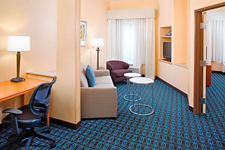Fairfield Inn & Suites by Marriott Lafayette South
