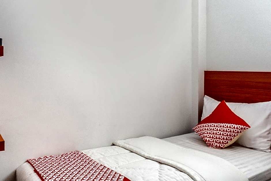 Hotel O Mandiri Guest House Syariah