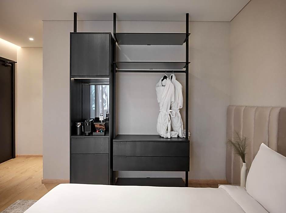 Nur Outline Aparthotel