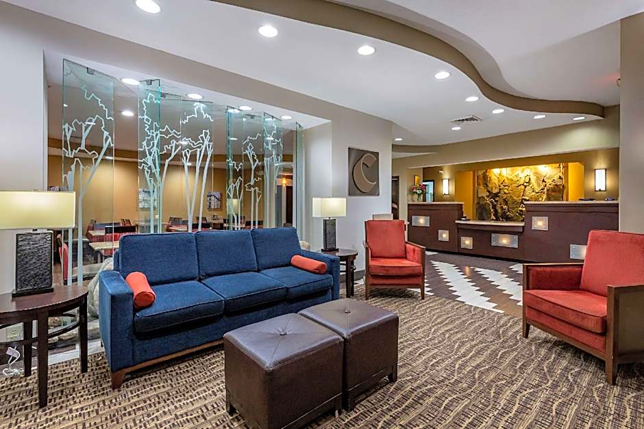 Comfort Suites Perrysburg
